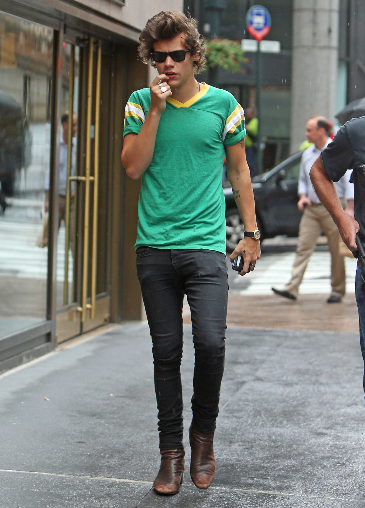 HARRY STYLES DAILY