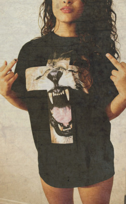 ultimatebeauties:   GET THE LION ROAR TEE→