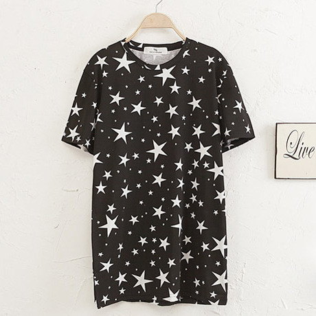 animeadult:✧⁺˚Loose Star T-Shirt by CuteHarajuku˚⁺✧☆ available in black or white; only $27 ☆☆ use co