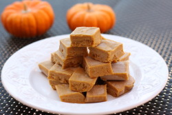 mi-ka-ku:  5-Ingredient Pumpkin Fudge —