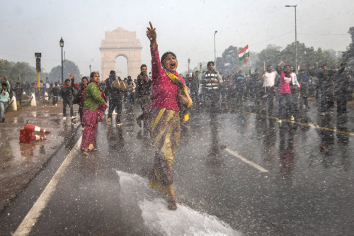 nikariot:  thisisnotindia:  globalpost:  What happens when the world’s largest democracy protests? THIS.  Wow.   #india goes hard 