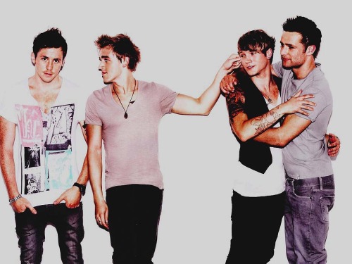 zayngels98:  I JUST DIED Help Too much for me to handle PUDD AND FLONES FEELS ASDFGHJKL 