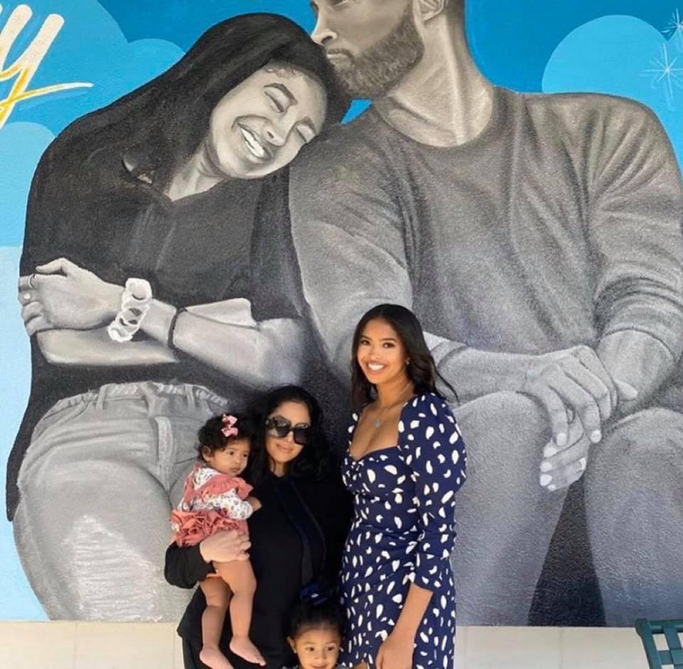 Vanessa Bryant honors Kobe and Gianna Bryant with Instagram post
