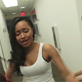 lleighanne:“My dream date would have to be… a romantic picnic on the beach and then cam