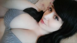 fawnqveen:  fawnqveen:  thefawnqueen:  Like a perpetually half naked snow white  making a face page ^.^  Tell me I’m pretty 