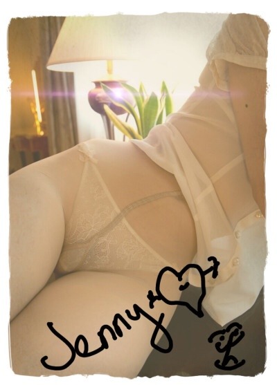 salntandslnner: What a sexy submission from @jennyrichardson wouldn’t you like to see more of her ar