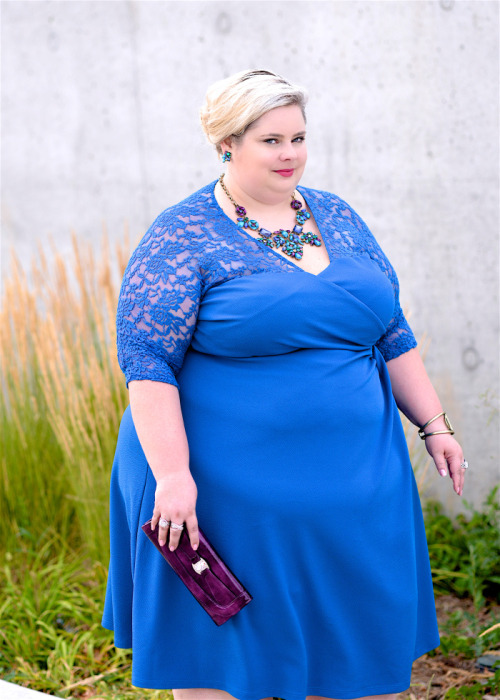 ilovebigirl: ssbbwsatx:   my-big-fat-aesthetic-blog:  Via mustangsallytwo  My God she’s beautiful   Wow 