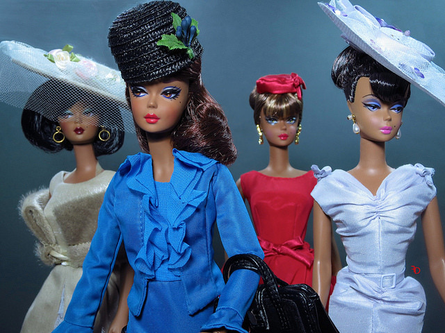 fuckyeahdollsofcolor:  Les Chapeaux Du Dimanche by FashionDragon on Flickr. [four