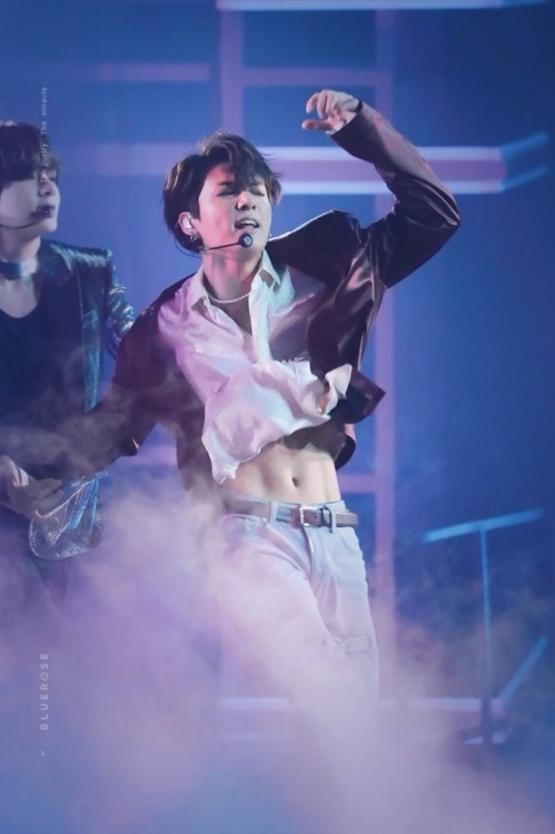 allforbts:© BLUE ROSE | Do not edit. (1, 2)