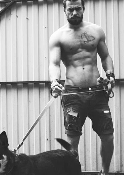 sizefatplease:  OH GOOD GOD 