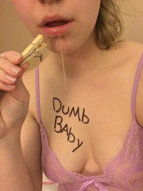 Porn llittle-lluna:  This dumb baby just updated photos