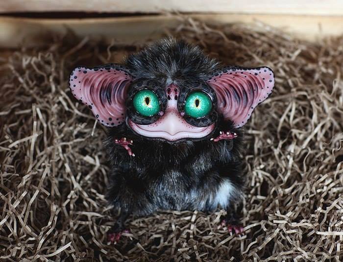 beautifulbizarremagazine:  Check out THIS lil cutie pie by MM Santaniel - I’m in