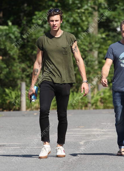 Kicksaddict — Kicks Sightings: Shawn Mendes