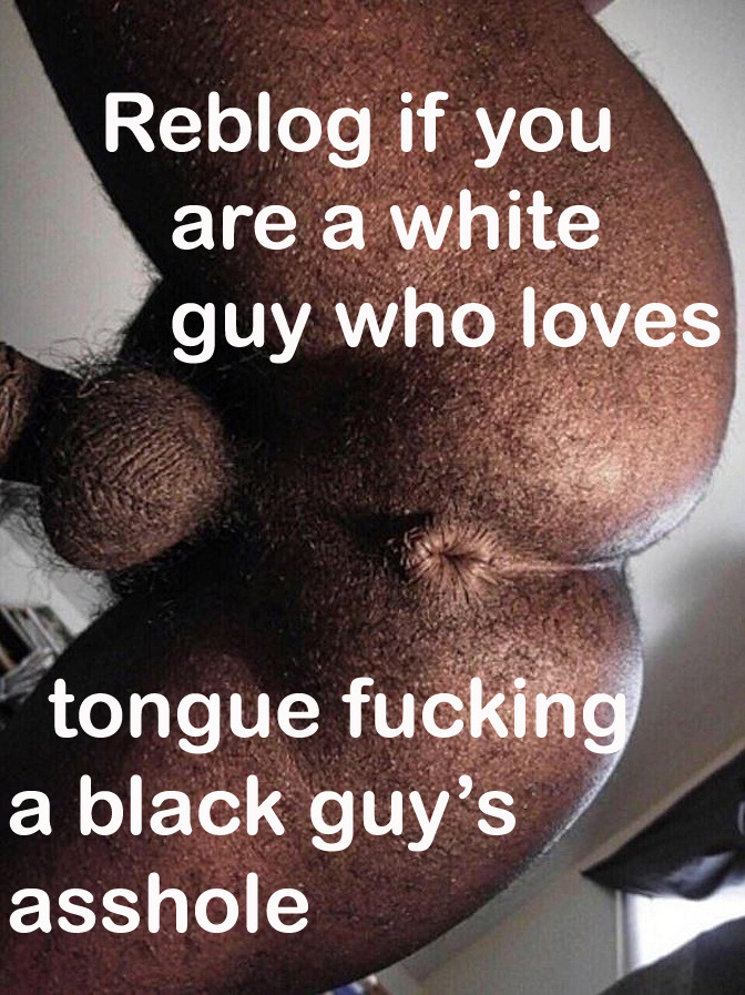 medicnight:  classicman30:  whtnblkfreaks:  luckiboi:  Fuck yes!  Love to sniff and
