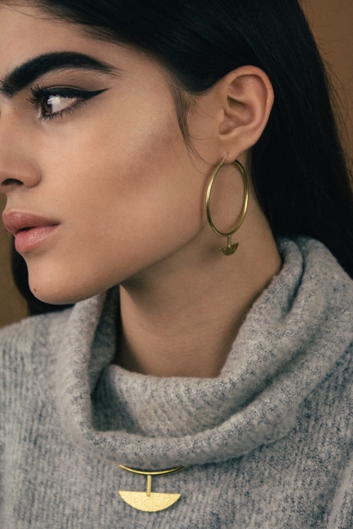 bvccphotography:Natalia Castellar (@kactye) by Bianca Calvani (@bvccphotography). Jewelry from clair