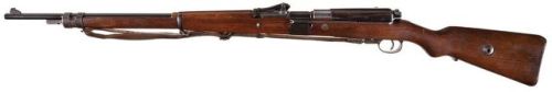 World War I German Gewehr 98 bolt action rifle with dust cover over action, produced by the Amberg A