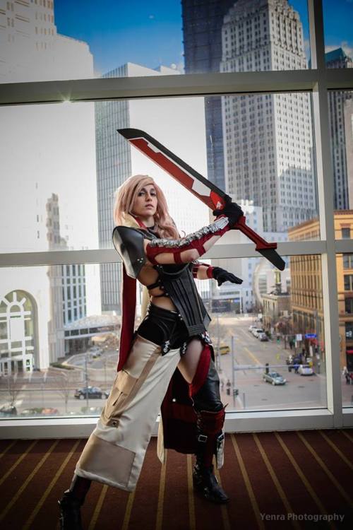 sharemycosplay:   http://crystal-fantasy.deviantart.com/ Photography credit: Yenra Photography Interviews, features and more. Visit http://www.sharemycosplay.com Sharing the cosplay for you!