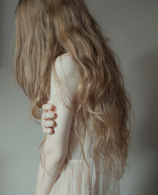 notesofautumn:  pain by laura makabresku on Flickr. 