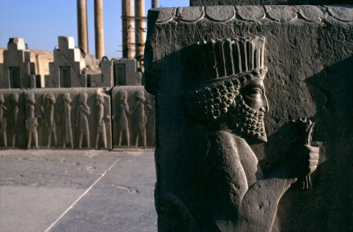 unrar:Persepolis 1976, Iran, Bruno Barbey.