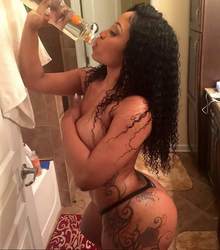 purple-haze87: redoak14:  Happy Holidays! Relax and have a drink.  I Think I Just