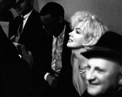 prettygirlsandbourbon:  un-air-d-autrefois:    Ray Charles and Marilyn Monroe by