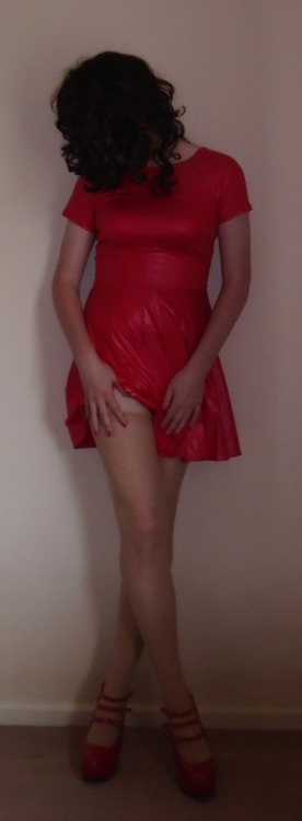 I think this is one of my favorite dresses, especially with these come fuck me heels. teehee. x