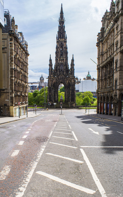 allthingseurope:Edinburgh, Scotland (by Graham S Paton) 