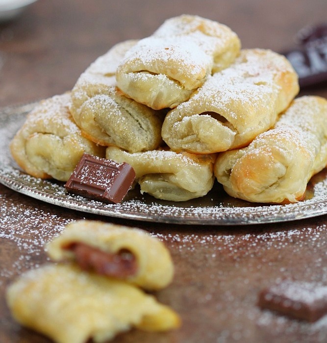 nom-food:  Chocolate rolls