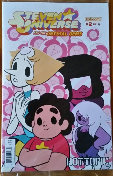Hot Topic had another adorable variant cover for issue 2 of Steven Universe and the Crystal Gems