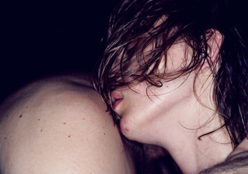 euo:  Kasia Kifert Kiss Kiss