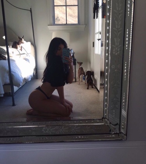 https://lzve.tumblr.com/post/147156468596