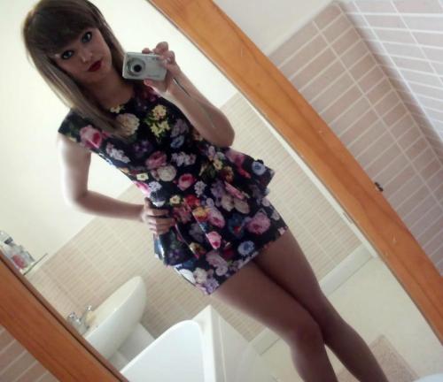 primrosebaby:  I think I was 16/17, I miss the fringe.