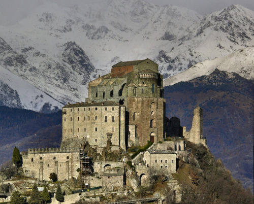 camfoc:Sacra di San Michele  X-XI century, Piedmont (northwestern Italy)It is situated on 