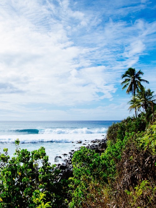 surfsouthafrica:  Waimea Bay. This is where the chaos and the glory takes place. Eddie would go…  Ph