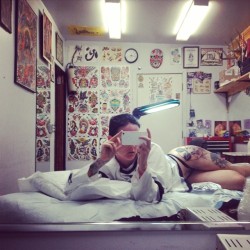 melodiegore:  Progress with @christian6669 #inked #tattoos #fuckthishurts 