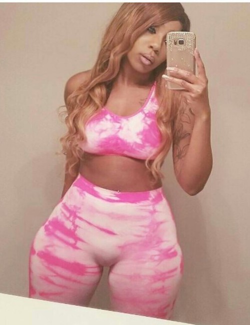 thickordie:  She Poppin adult photos