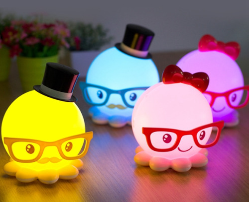 spookihope:  omg look at these cute octopus nightlights!