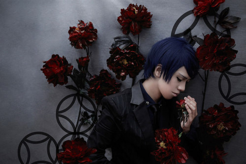 TOKYO GHOUL cosplay Shuu Tsukiyama by Han Kouga  Photo by Dan Gyokuei