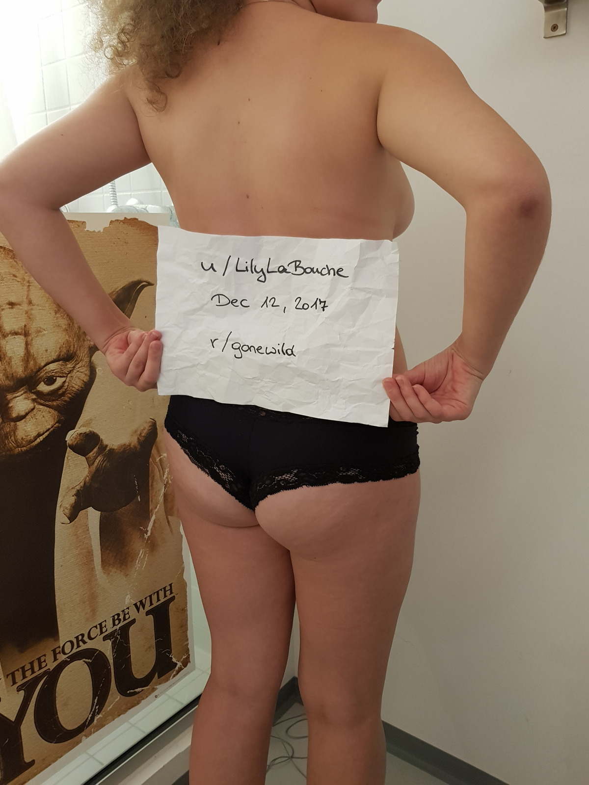 lilylabouche:  Hey guys (and girls?)! FYI - me and my assets got their r/gonewild