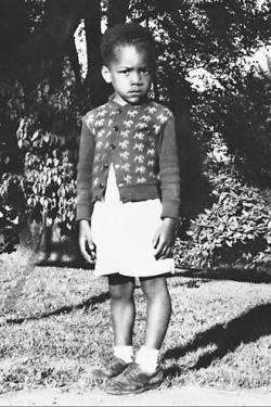 bushdog:  historyinpics42:  Young Jimi Hendrix Click Here to Follow HISTORY IN PICS  女の子かと思った！