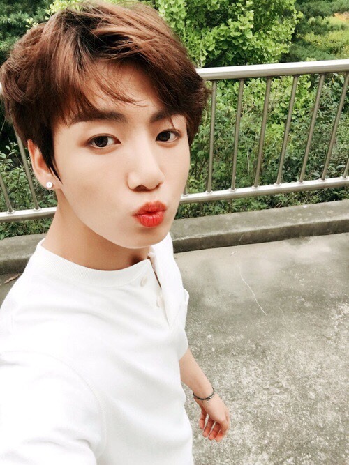 Jungkook X Duck Face