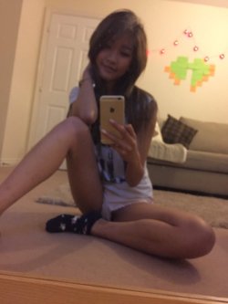 Selfieasiangirl:hot Body Tiny Asian Selfie - Twit @Missreinatmore Tiny Asians