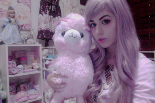 p0kemina:  Selfies with my bae ~ She makes cuter silly faces than I do…