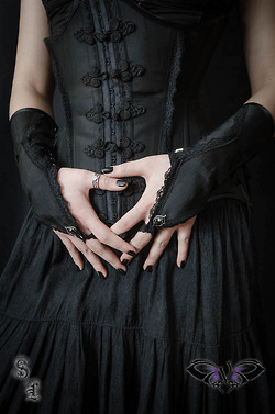 victorian-goth:  Victorian Goth