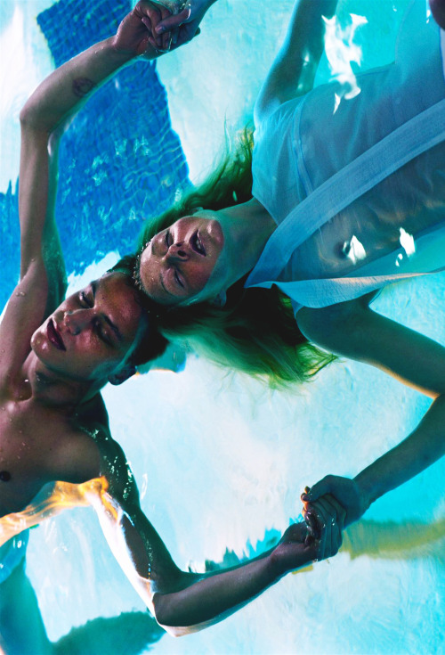 meiselmuse:  Maggie Rizer/Vogue Italia March 1999 “Floating” By Steven Meisel 