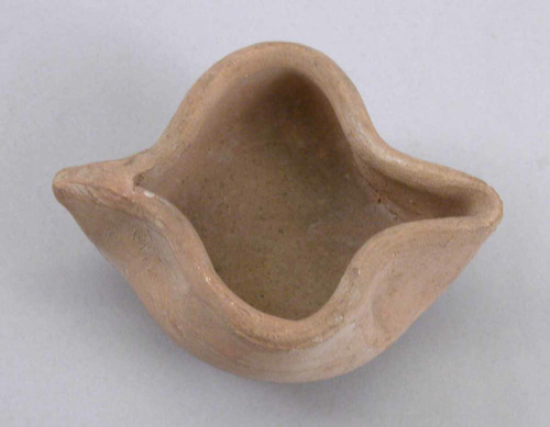 Lamp, Islamic ArtMedium: Earthenware; slip covered and unglazedRogers Fund, 1940 Metropolitan Museum
