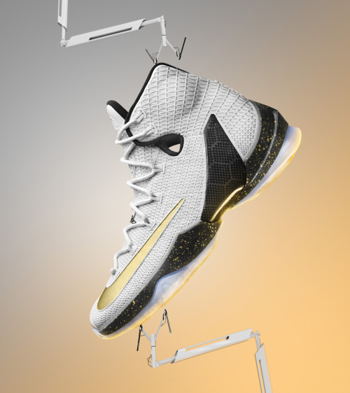 sneakersxish:  NIKE LEBRON 13 ELITE FOR THE PLAYOFFS The LEBRON 13 Elite is an evolved version of LeBron James’s thirteenth shoe that features key technical details including a durable cage upper, full-length bootie and hexagonal Zoom Air units.SHOW
