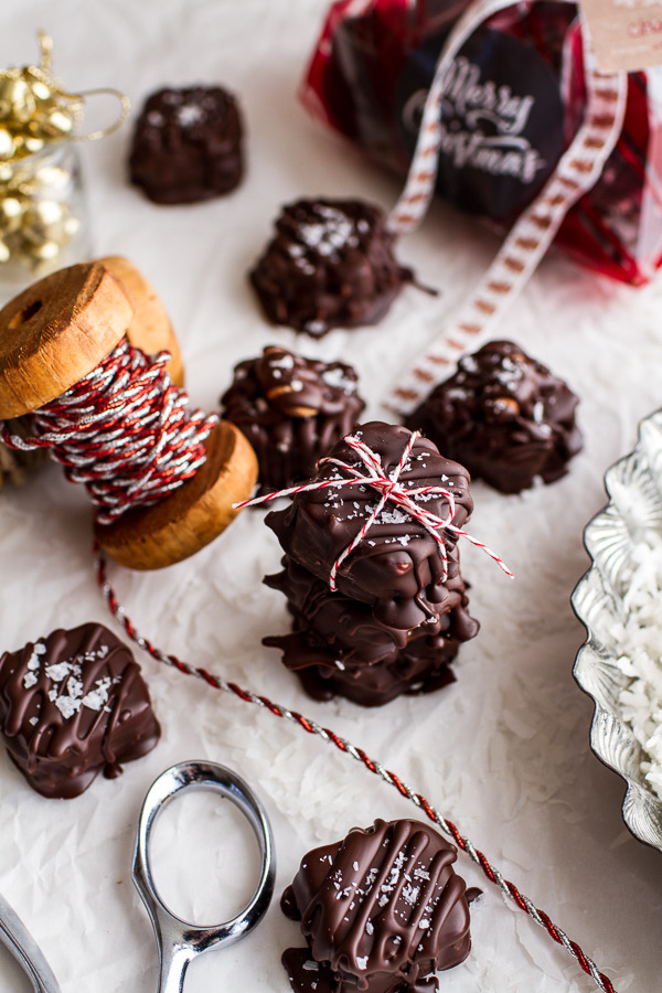 quietcharms:  sweetoothgirl:  Homemade Holidays: Coconut Caramel Stuffed Chocolate