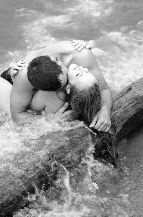 k-a-t-h-y-l-o-v-e:  ♥