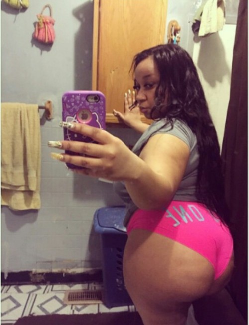 sexperienced69:  MY NEW BABY MAMAS LOL